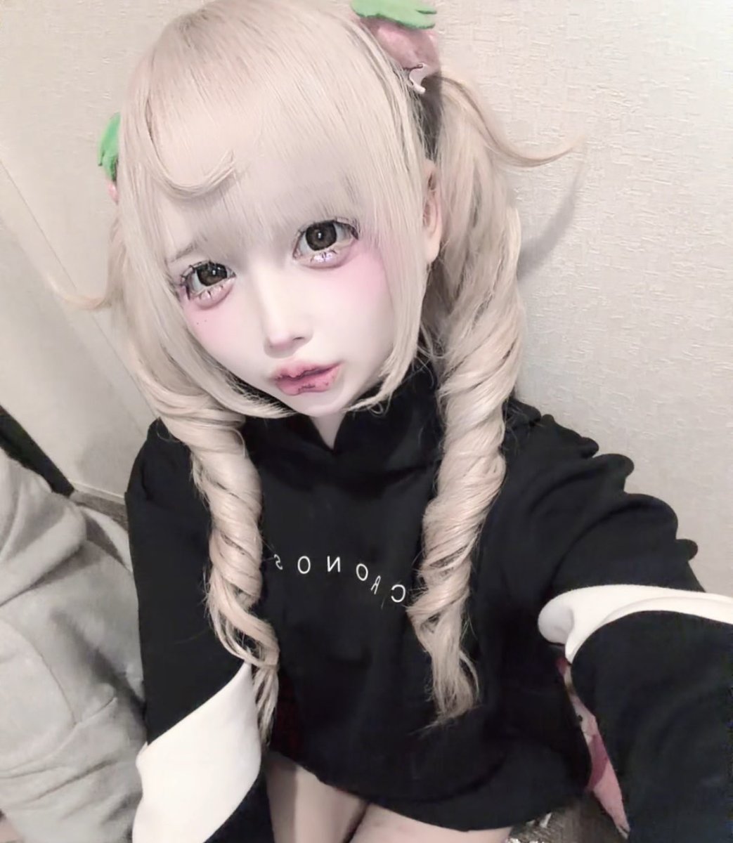 _a_15_z's tweet photo. ダウンタイム♥ https://t.co/CDpmGCOJ26