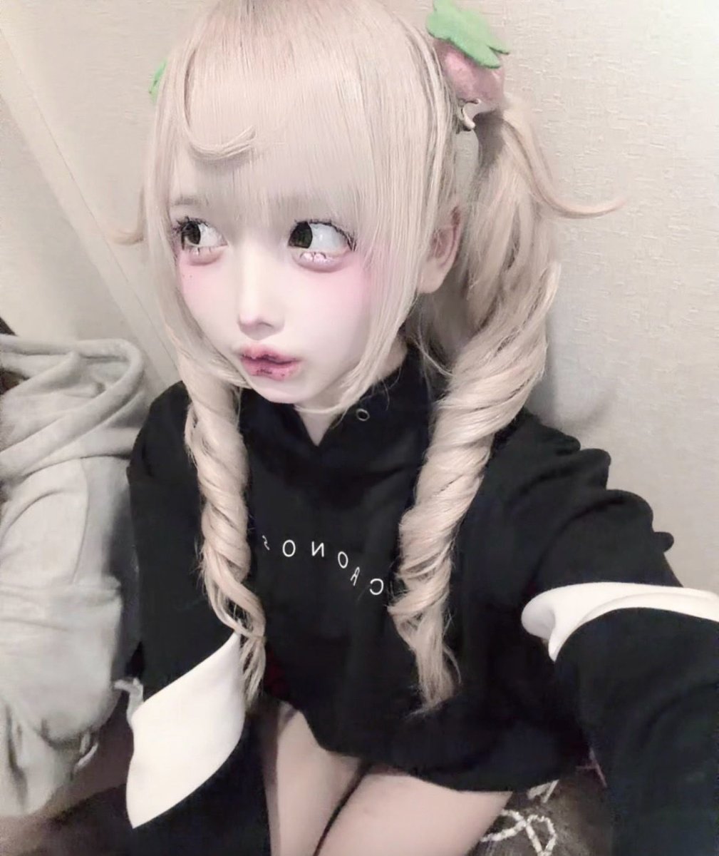 _a_15_z's tweet photo. ダウンタイム♥ https://t.co/CDpmGCOJ26