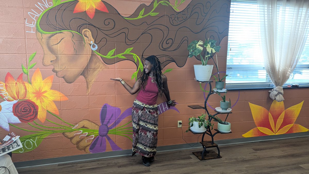 bi3cincinnati's tweet photo. A new space for mothers to feel seen, supported and connected is open in Hamilton! 💜
We were proud to celebrate the ribbon-cutting of The Shiloh Center for Maternal Mental Wellness at the Booker T. Washington Community Center. i#MaternalWellness #HamiltonOhio #bi3Fund https://t.co/25lF5tKtdf