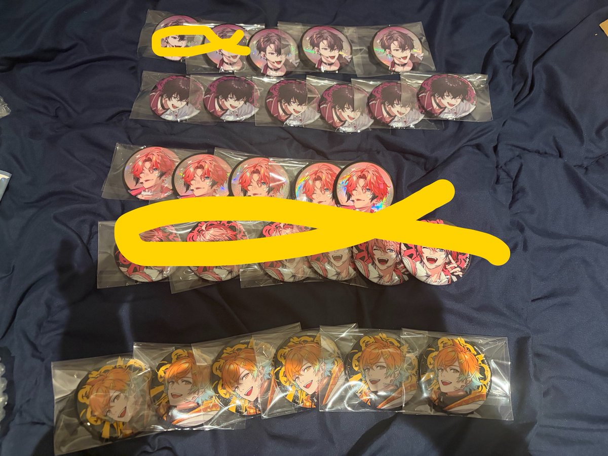 PIKO068755422's tweet photo. 【交換/買取】　MECHATU-A
譲▶画像の方々
求▶西💜(ライブ衣装↔️ライブ衣装
　　　　   通常衣装↔️通常衣装)
　　もしくは定価＋送料
金曜日までに決まれば、3日(土)には郵送できます。
交換と定価での買取に優先順位はありません🙇‍♀️
黄色の印は交換決まったものです。 https://t.co/cWiuBGTrt6