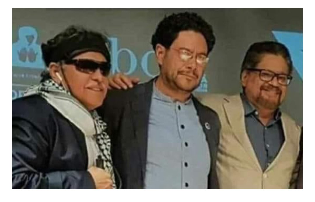 JulianDomingu's tweet photo. @IvanCepedaCast Dime con quién andas para decirte quien tú eres. https://t.co/QgRGXuINOl
