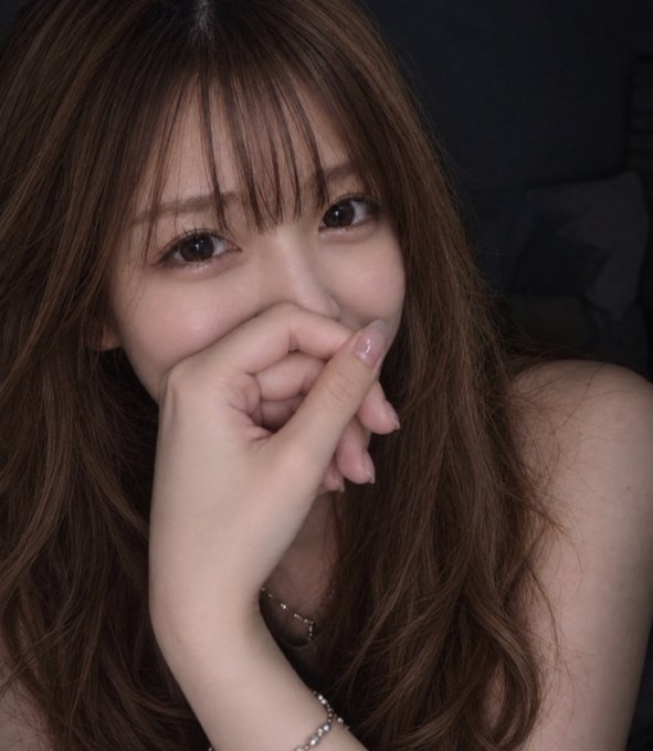 faelmarins's tweet photo. 単刀直入に聞きます！ …かわいい？ https://t.co/Km9h1k9ImE