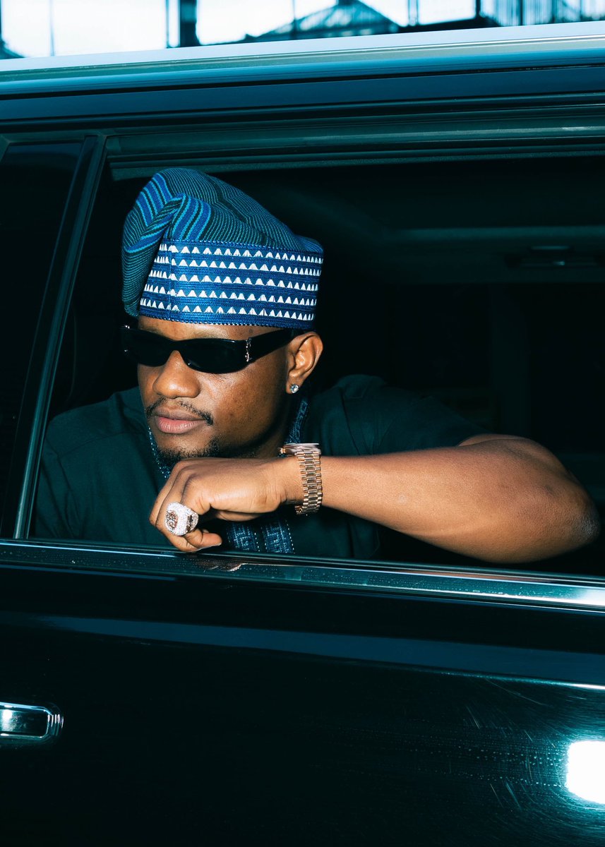 AlbumTalksHQ's tweet photo. DJ TUNEZ  

“IN TUNEZ WE TRUST VOL. 1" — NEW EP

FEATURING ⤵️

WIZKID 
SEYI VIBEZ 
FOLA 
ODUMODUBLVCK 
TAY IWAR 
KEMUEL 
MANNYWELLZ 

���NOVEMBER 13🚨 https://t.co/ptpTvbUFj1