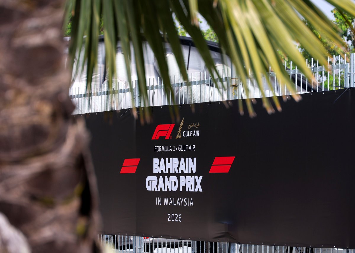 F1's tweet photo. We're BACK in Sepang 🤩✨

Let's do this! 💪

#F1 #BahrainGP https://t.co/Y5LBqP9DlG
