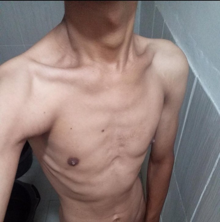 YuliBigdickslim's tweet photo. Ada yang suka cowo slim..16cm bengkok.

#gayjogja
#cderjogja
#brondongjogja https://t.co/WBCzpMuuU8