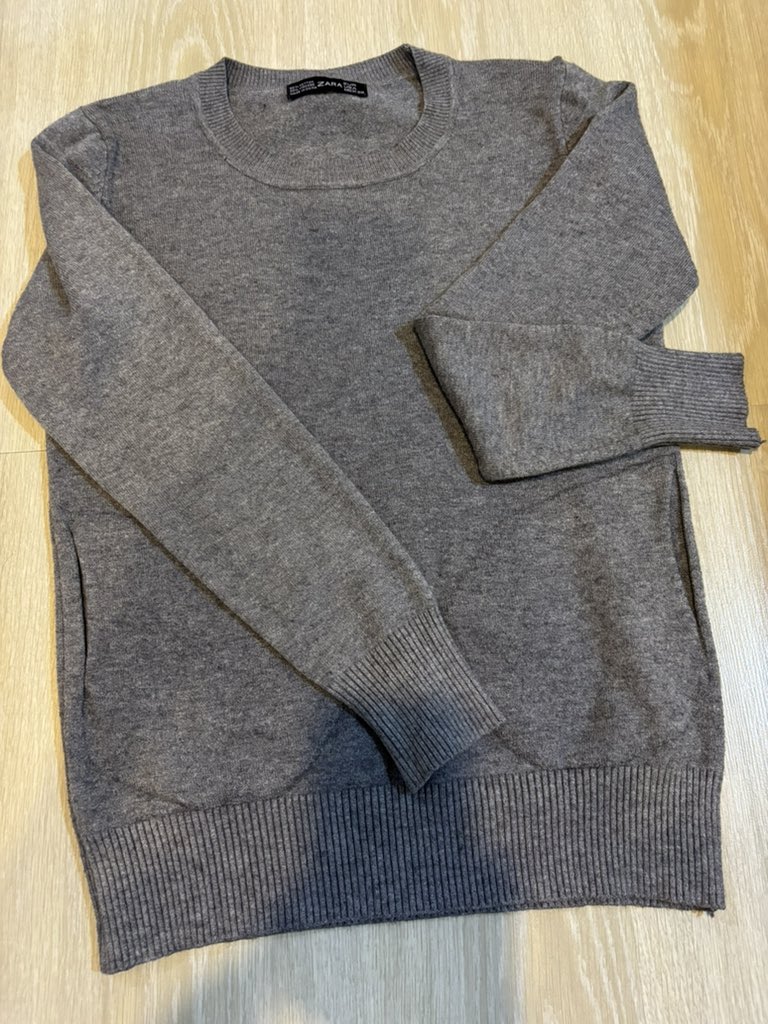 iamnotperfctgal's tweet photo. cardigan zara 100 https://t.co/bSee4PW4fS