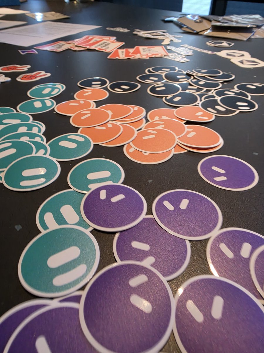 BusyXin's tweet photo. @cursor_ai @productboard @lazeskid And swag! 💫 https://t.co/djQiDKP6T3