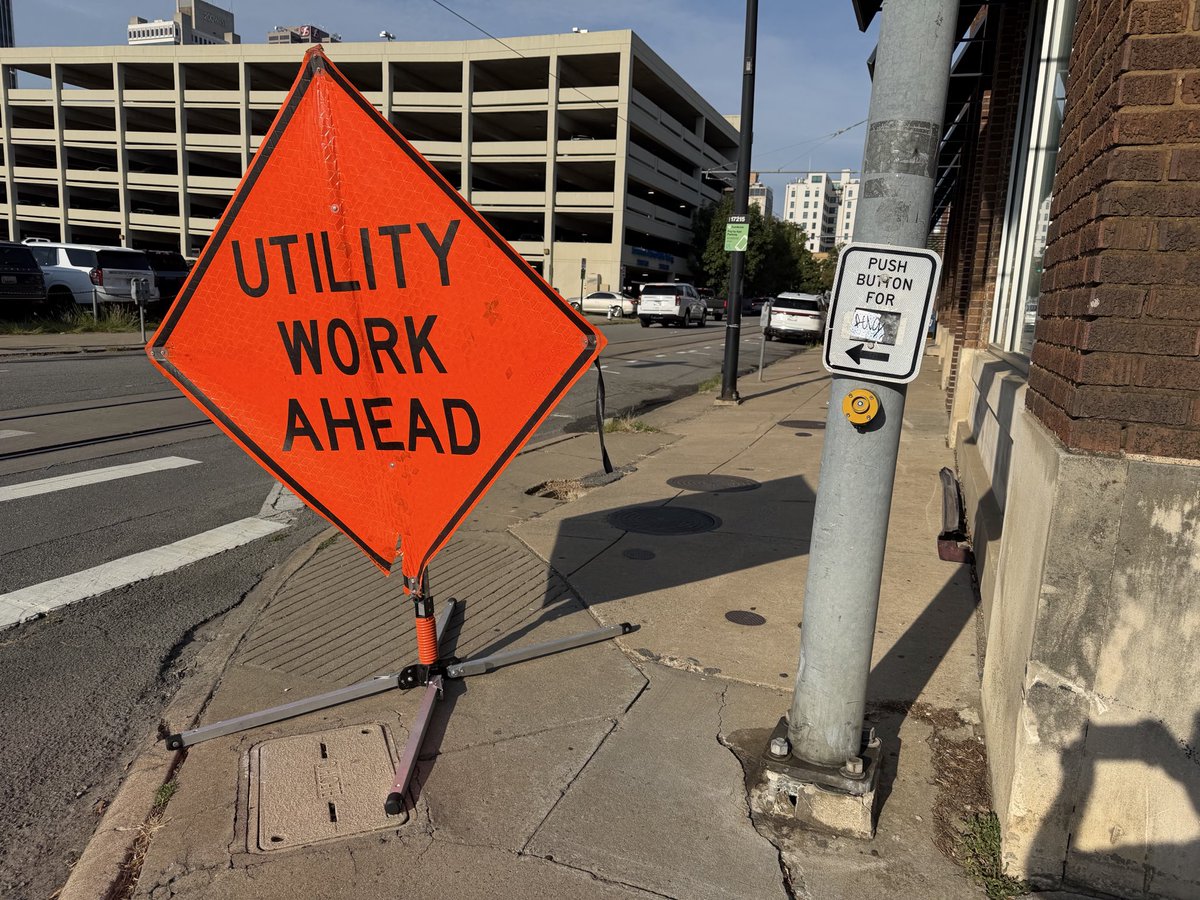 ThorntonMi2871's tweet photo. @ARLEG_Social there ought to be a law to stop this placement of construction signs directly in the sidewalk, walking curb cut and sidewalk access… Violates the Americans with disabilities Act…  and those who use wheelchairs would have to be in the street. https://t.co/5czHuX1GfY
