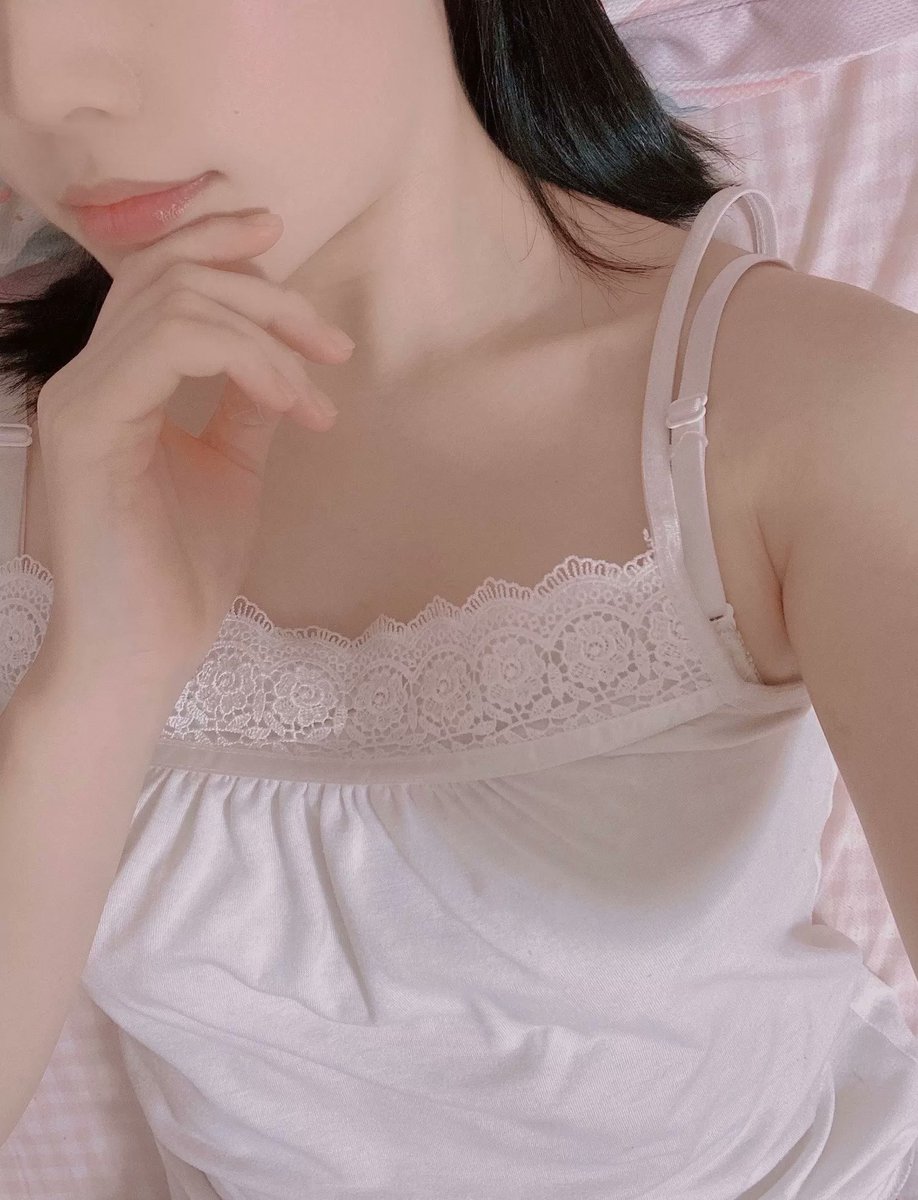 cindy64na6's tweet photo. いいね♡した人だけホントにDM行くよ？
通話できる人DMして
#雰囲気好きな人いいね https://t.co/D9VvBQ6rzY