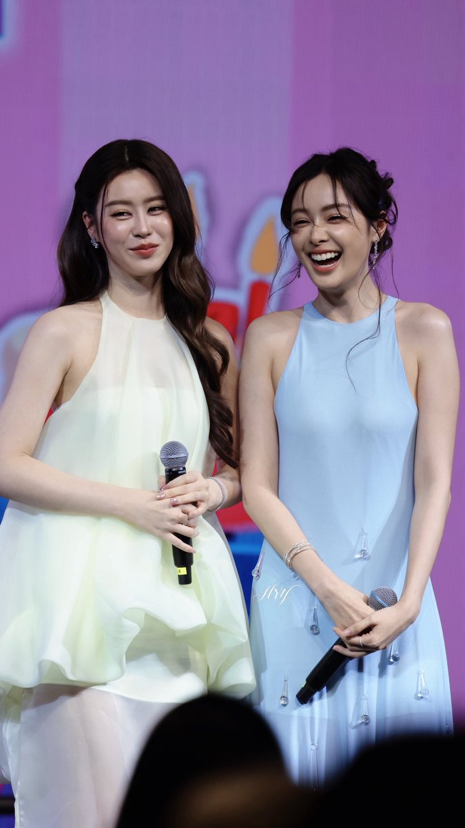 magical_47's tweet photo. เห็นพี่อุ้มยิ้มเยอะๆ สดใสแบบนี้แล้วอุนแม่มีฟามสุข 🤍🤏🥹 https://t.co/sGFuZpzkCh