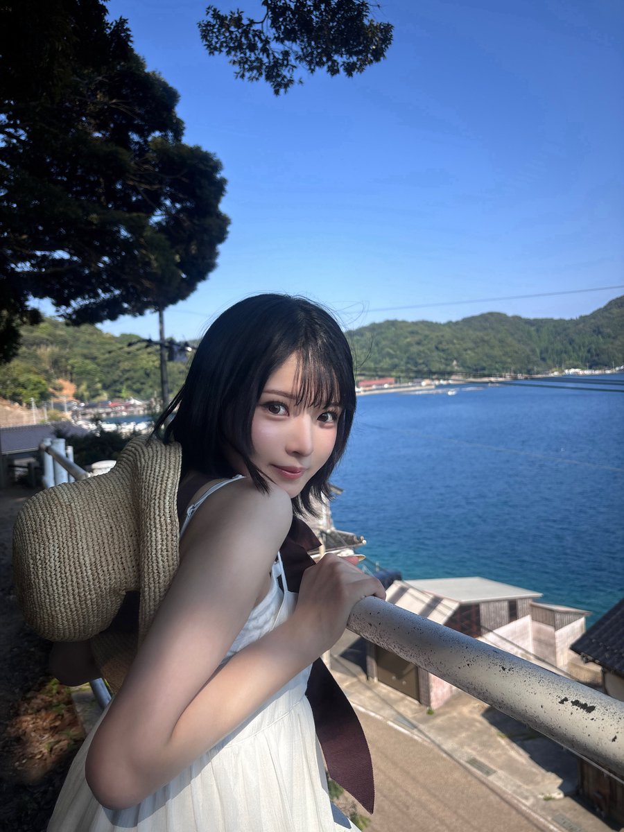 neko1247816's tweet photo. 世の中の女性はいまみんな松岡茉優さんにメロついていますが、その松岡茉優さんがメロついているのがつばきファクトリー豫風瑠乃ちゃんです。
よろしくお願いします。 https://t.co/5bsadTCJ4e
