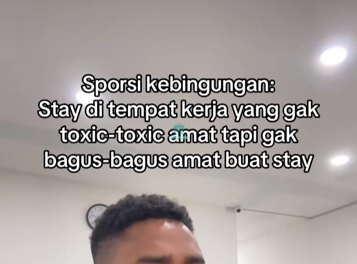 worksfess's tweet photo. work! problema bgt, tp in this economy nyari kerja jg susah. hidup di 1ndo tuh kyak hidup segan, matipun tak mau 😩😭 https://t.co/2p3GpJPHy0