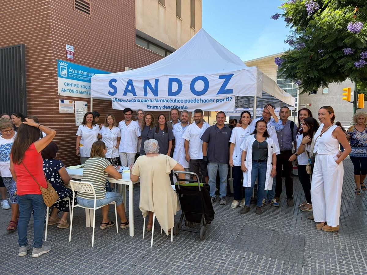 ICOFMA's tweet photo. 🩺 La #CarpaDeLaSalud hace parada en Carretera de Cádiz, donde cerca de 150 personas han accedido a servicios de prevención y control de salud.

📍 Última cita del año: Alhaurín de la Torre, 22/10.

🔗 https://t.co/61lc4Suxlh

#SomosFarmacéuticos https://t.co/vIQgrz7ZJK