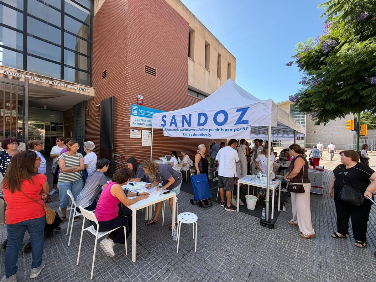 ICOFMA's tweet photo. 🩺 La #CarpaDeLaSalud hace parada en Carretera de Cádiz, donde cerca de 150 personas han accedido a servicios de prevención y control de salud.

📍 Última cita del año: Alhaurín de la Torre, 22/10.

🔗 https://t.co/61lc4Suxlh

#SomosFarmacéuticos https://t.co/vIQgrz7ZJK