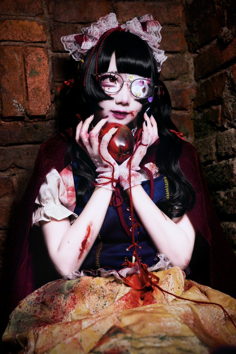 oirandochu_info's tweet photo. 《 Halloween visual
               - Grimm's Fairy Tales - 》

Rizu @oiran_rizu 

〝 鏡よ鏡……
      この世で一番美しいのは、だあれ？ 〟

Concept：白雪姫 https://t.co/snUpb2wEWq