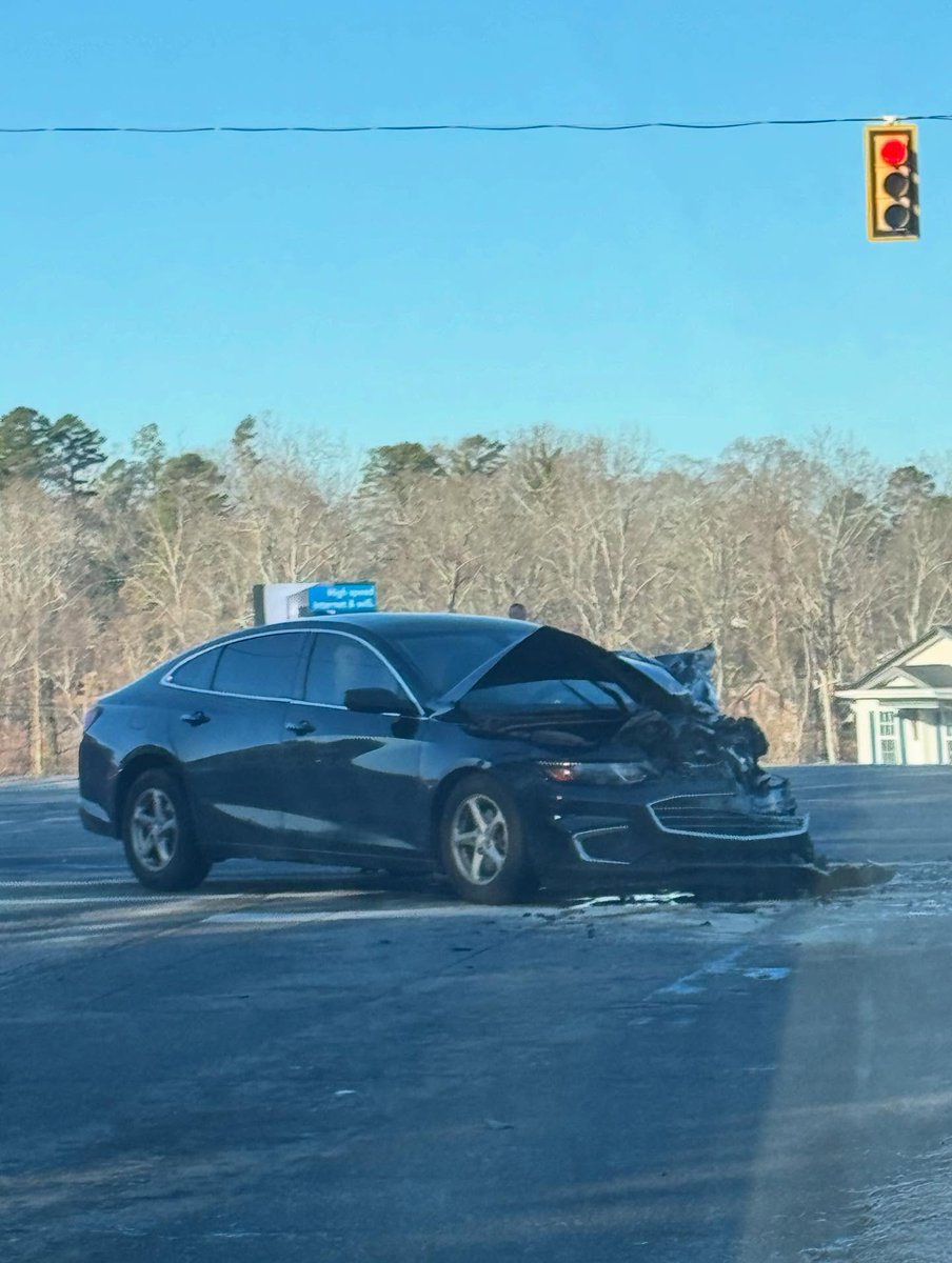 82996544's tweet photo. BLESSED and GRATEFUL is an understatement! This January I was in an accident that could’ve taken my life! Yes, I’m still in physical therapy &amp; dealing with everything that comes with an accident, but I’m still here. That next month, I decided it https://t.co/dMpu2BQxT1