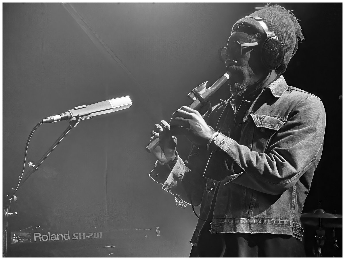 danielbatera666's tweet photo. Andre 3000. A rare chance to watch a true icon doing something completely different. @Andre3000 performing his solo album New Blue Sun at @thejazzcafe, Camden in August 2024. Lost in the moment, surrounded by light, shadow and sound, it was an https://t.co/U34uDNt2db