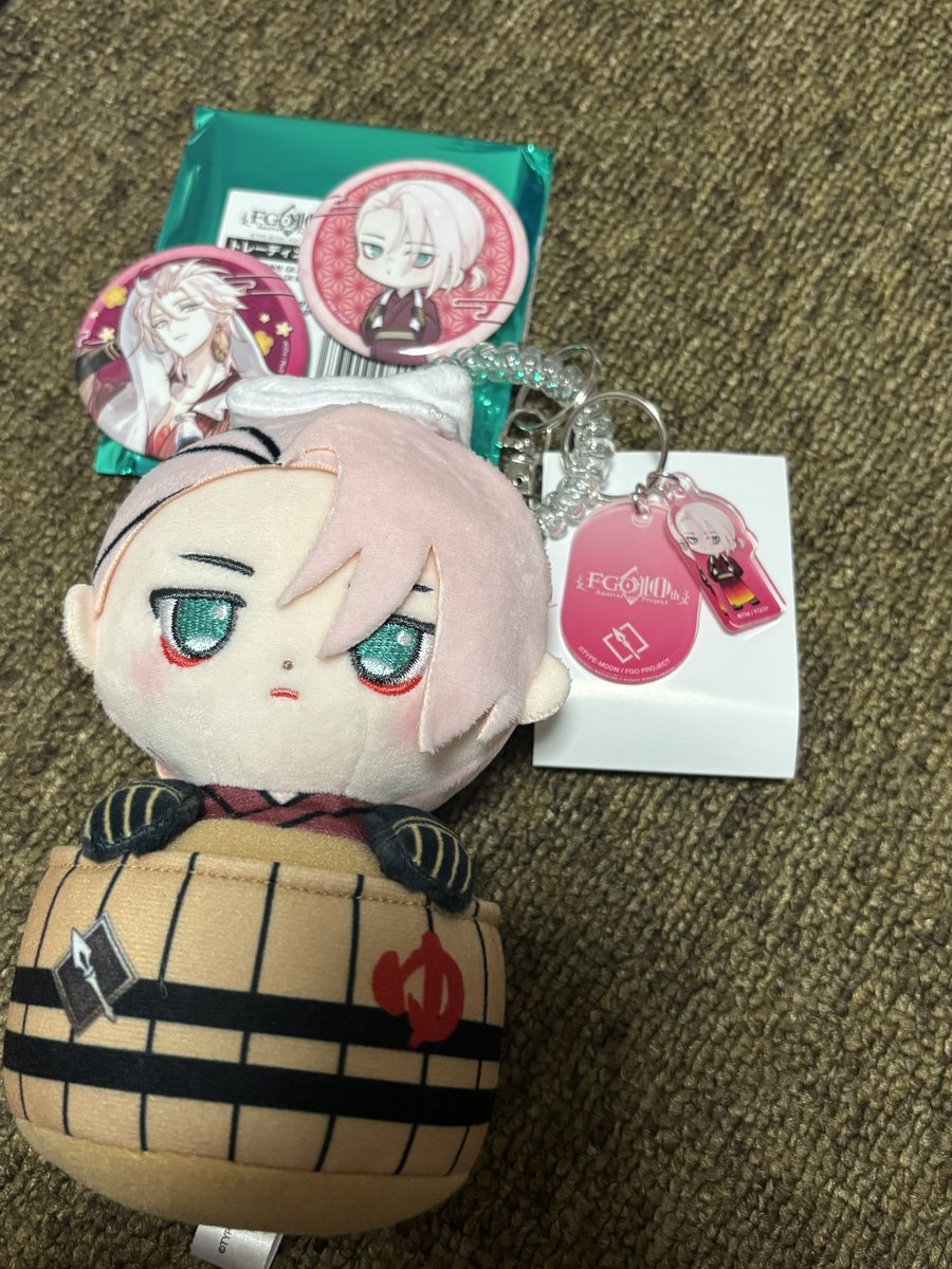 Kikyo_fgo's tweet photo. 気合いであけていきました………
梱包疲れたｧ………

明日、第二弾(缶バッジが+2BOX)くる………ヒィン… https://t.co/7c7z2cIS2R