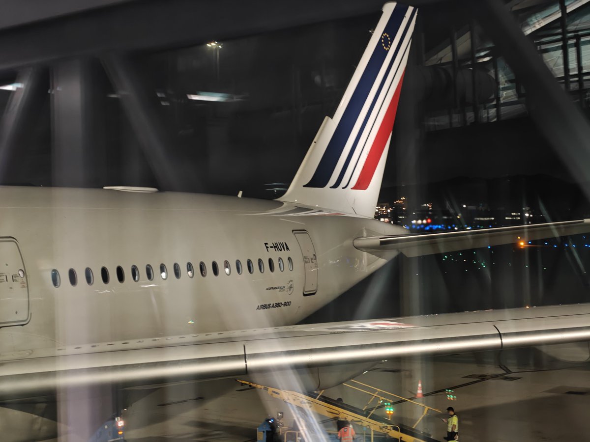 ootb_46's tweet photo. Now boarding.
AF185 HKG-CDG
Airbus A350-941 F-HUVA https://t.co/tw7yqrk7FE