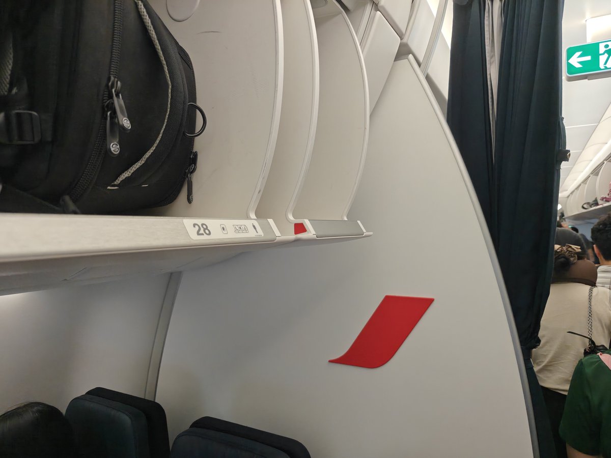 ootb_46's tweet photo. Now boarding.
AF185 HKG-CDG
Airbus A350-941 F-HUVA https://t.co/tw7yqrk7FE