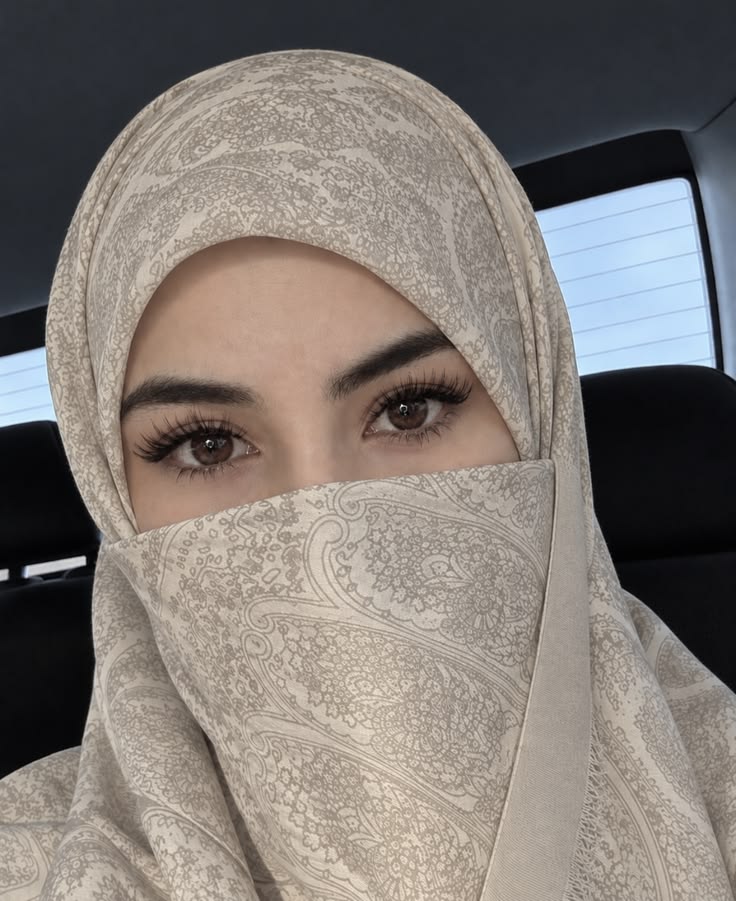 nimraarbi's tweet photo. مرحباً جميعاً! 👋

أنا متواجد وبحث عن أصدقاء جدد لنتعرف على بعضنا البعض! 🤝✨ من يحب أن نصبح أصدقاء؟
حملوا هذا التطبيق لتعرفوا المزيد والتواصل معي بسهولة! 📲👇

https://t.co/ZkW0gLs8zt https://t.co/ixySAUM3oo