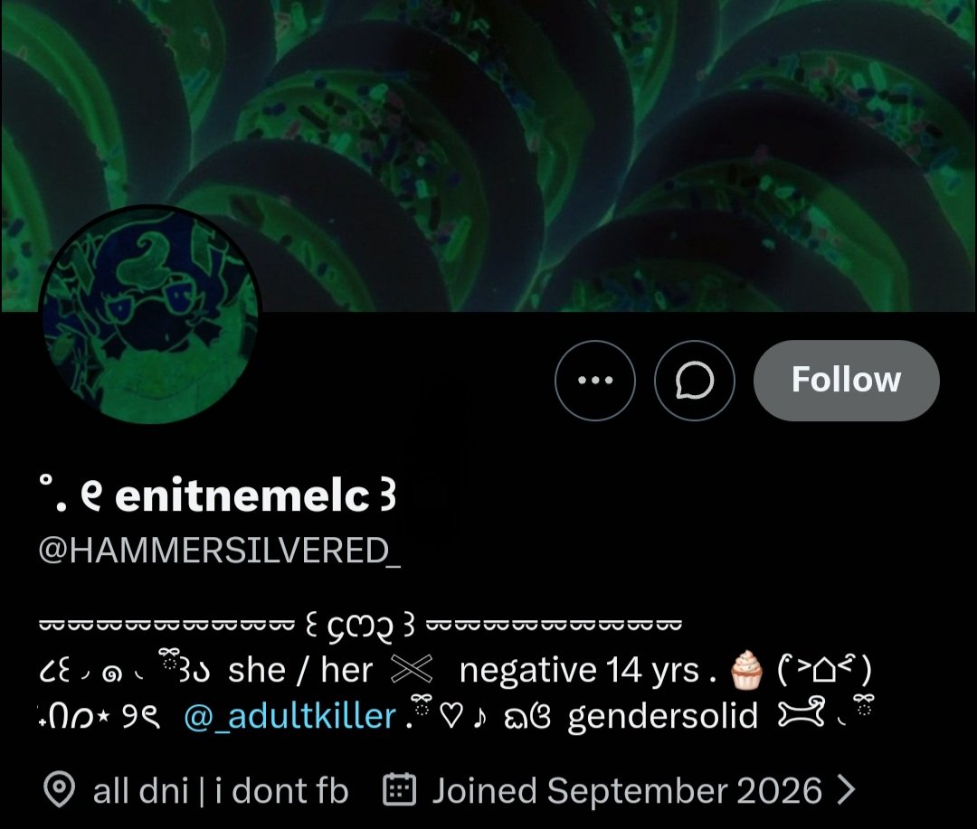 SILVERHAMMERED_'s tweet photo. who tf 😭😭😭 ??? https://t.co/Y8KR0Ys8it