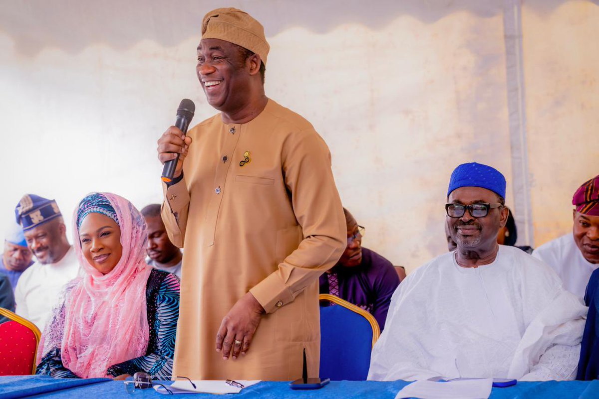 drobafemihamzat's tweet photo. In the course of our ongoing consultations, I visited the Jama’at Islamiyyah Society of Nigeria, where I met with Hajia Ramlat Okunola, Hajia Wonu Folami and other members of the community.

Our religious and civic institutions have long played an important role in the life of Lagos. Seeking their counsel is essential to building a future that works for everyone.

The Lagos PROMISE is about putting people first and building on the progress we have already made. With your support and partnership, we are committed to taking our dear state to even greater heights.