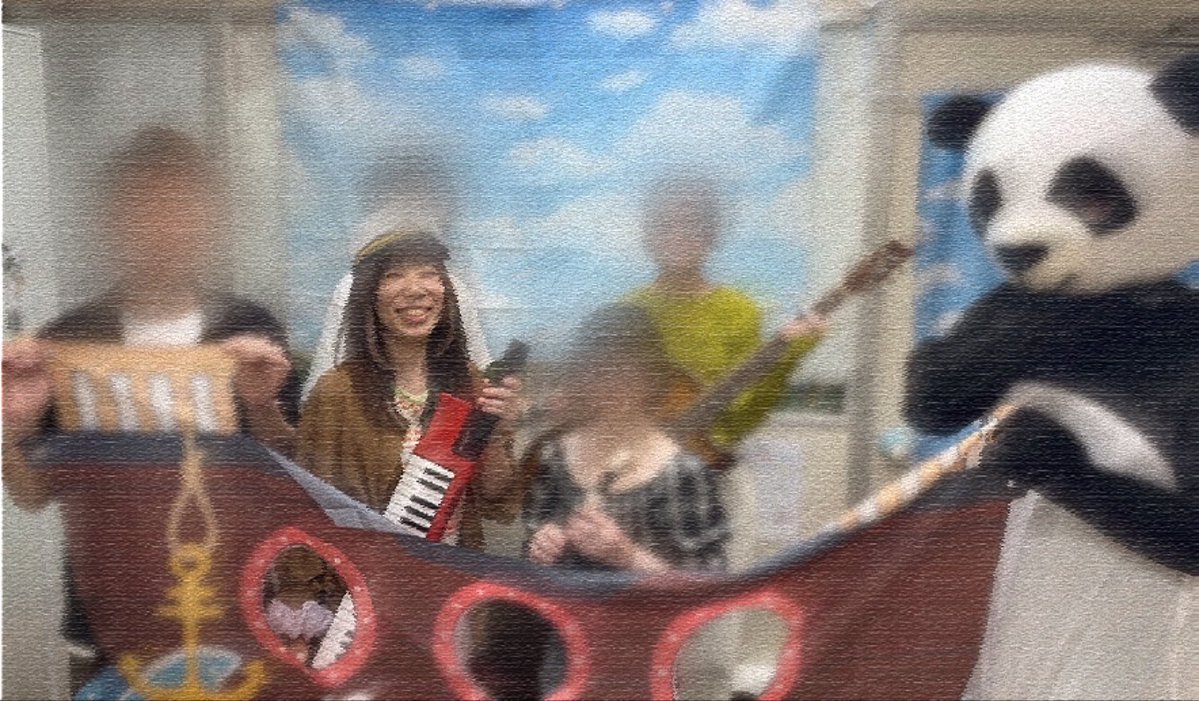 risanyan32's tweet photo. ちっちゃい頃から見てた子たちが大きくなって、一緒にバンド組んじゃうピアノ教室があってもいいよね😊🎹
昔から見てる子も、途中から来てくれた子も、みんな大切な仲間だと思ってる💛
ここには映ってないけど、まだまだ長く続けてくれている仲間がいるよ♪ https://t.co/hmukS5ZsqO