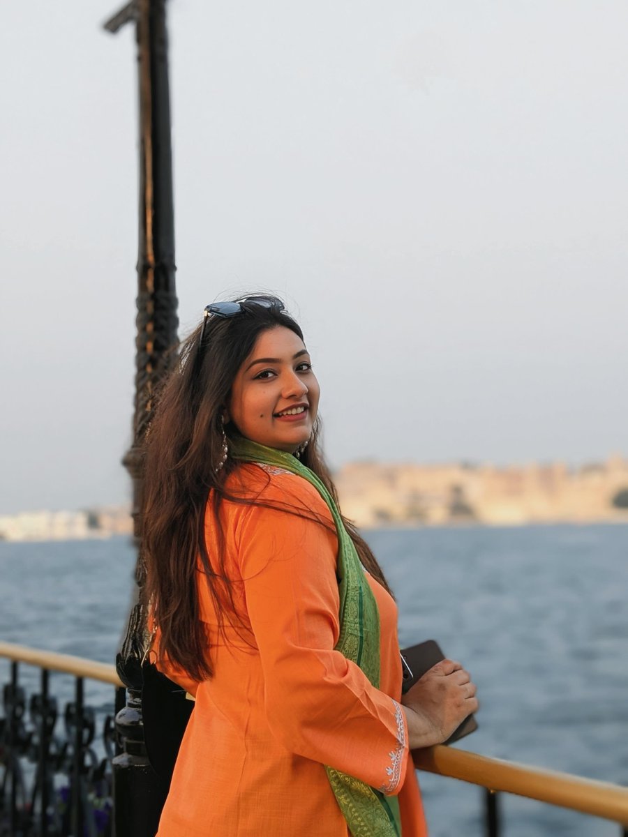 MajaP2000's tweet photo. Udaipur💙🧡 https://t.co/QJF1yBahwT