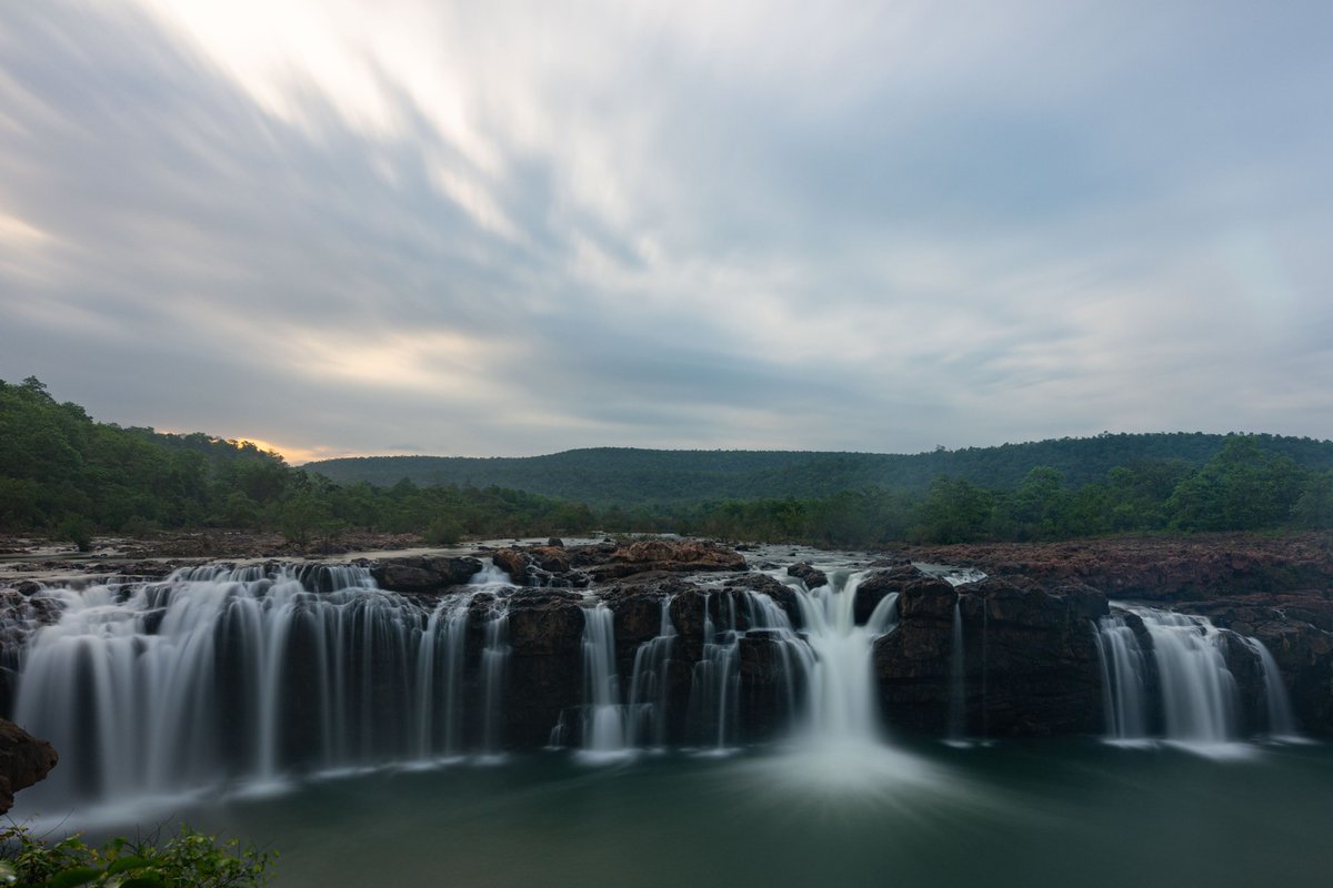 Ariemog's tweet photo. Bogatha Waterfalls during monsoon.. #photowalkshyderabad 
#waterfalls 
#nikonz8 
#landscapephotography 
#naturephotography 
# forest https://t.co/TZAvMzLTIa
