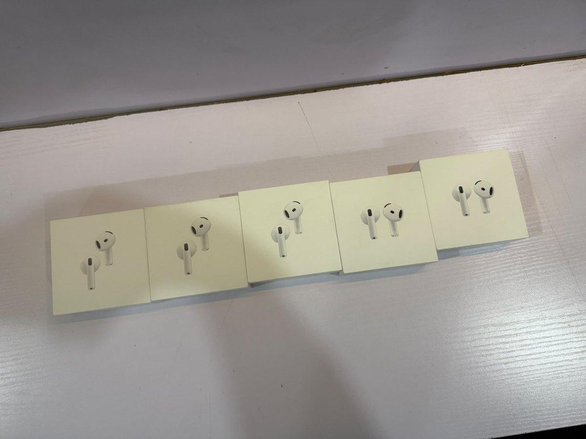 dbayexquisite's tweet photo. First batch of the new Apple AirPods 5 have arrived and currently being delivered to their owners.

Thank you to everyone who preordered with us!! 🧡 https://t.co/Vi8Y5a1cCo