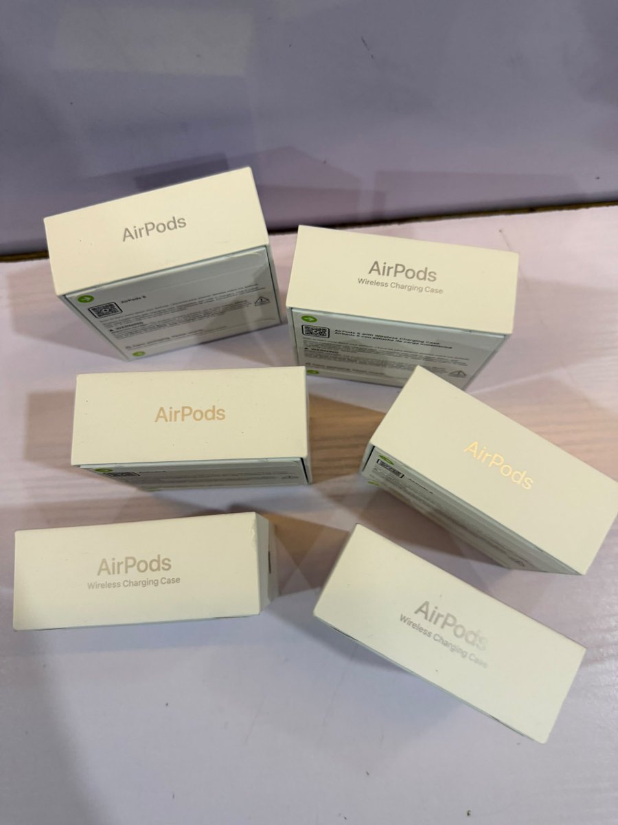 dbayexquisite's tweet photo. First batch of the new Apple AirPods 5 have arrived and currently being delivered to their owners.

Thank you to everyone who preordered with us!! 🧡 https://t.co/Vi8Y5a1cCo
