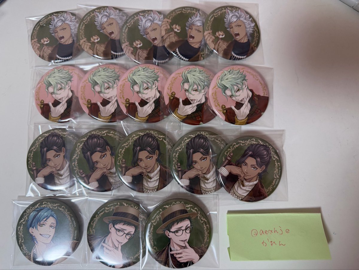 aexhje's tweet photo. ツイステ　ツイステッドワンダーランド　ボンボニ　缶バッジ　交換　譲渡

譲 画像

求 シルバー

郵送のみ
1部抱き合わせ、比率違い◎
お気軽にお声掛けよろしくお願いいたします https://t.co/yTPKZ8QRD4