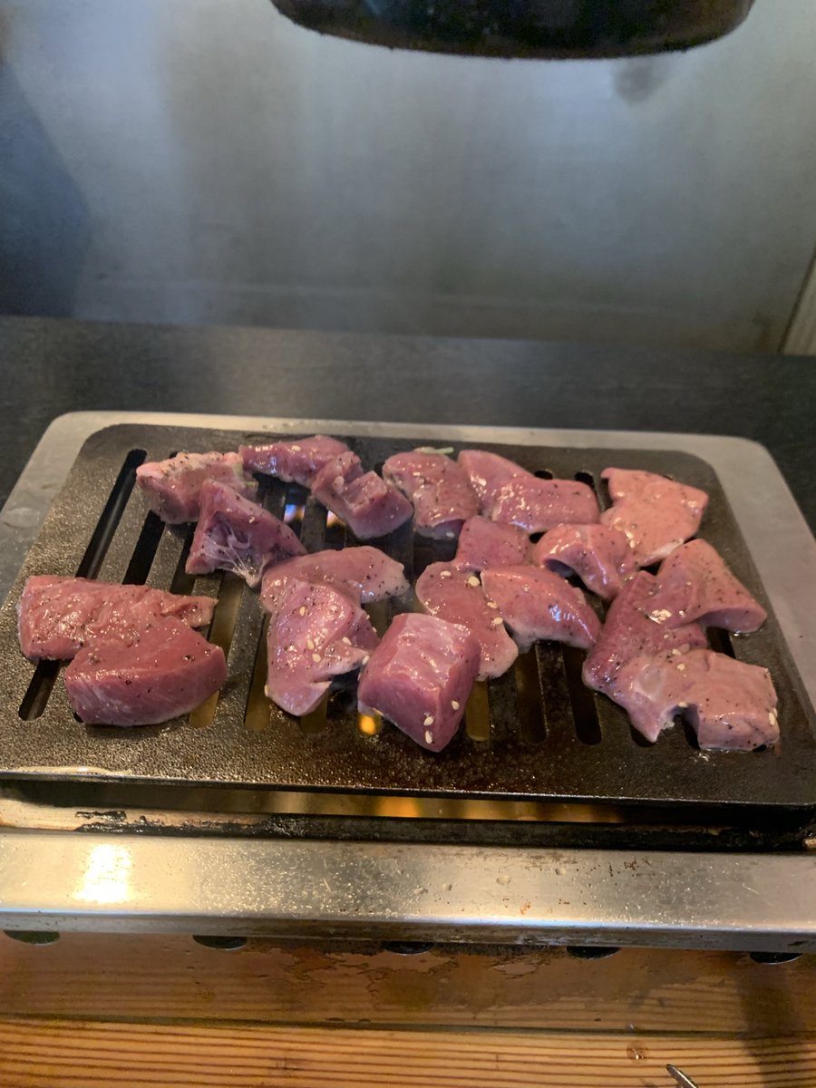 nsns20202020's tweet photo. 神保町食肉センター
安定のCセット
#神保町食肉センター
#食べ放題 https://t.co/fSbwRpkrX9