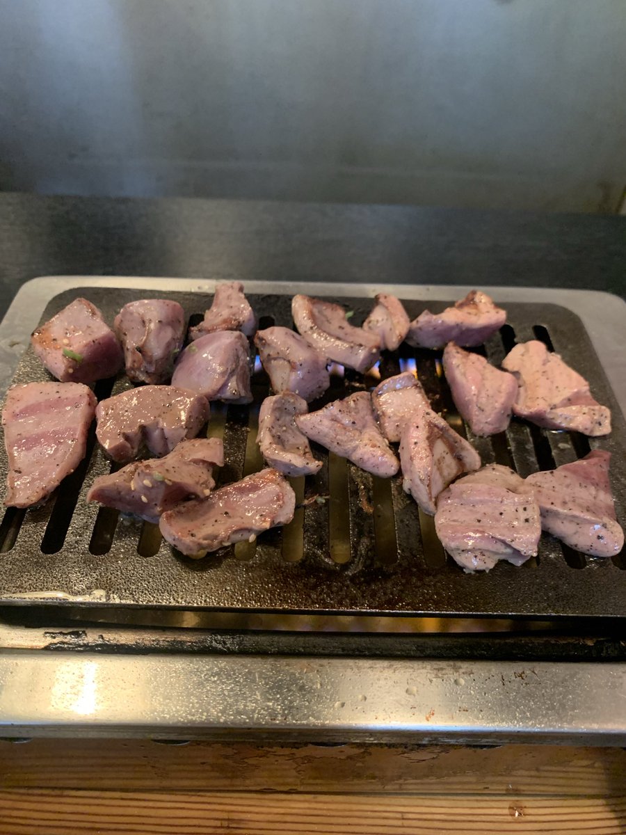nsns20202020's tweet photo. 神保町食肉センター
安定のCセット
#神保町食肉センター
#食べ放題 https://t.co/fSbwRpkrX9