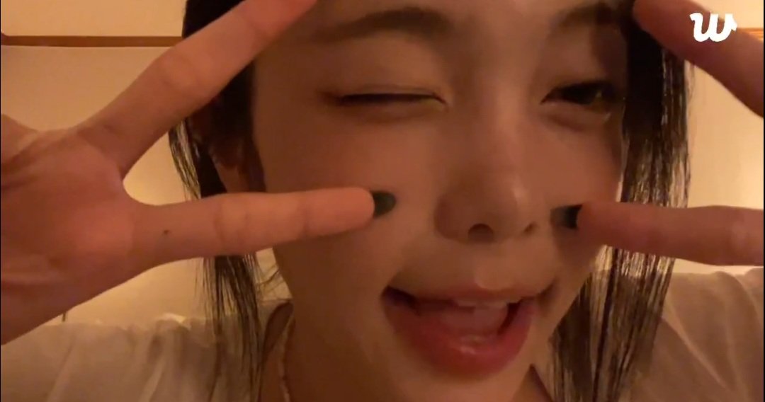 jjubaianian's tweet photo. 이안이 캡쳐타임😽 https://t.co/j3EkfHMiNB