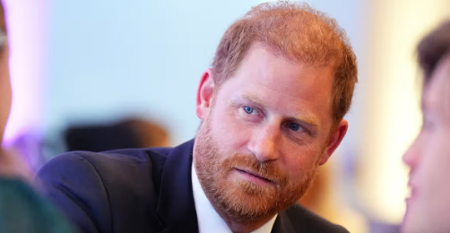 MirrorRoyal's tweet photo. Harry’s travel company hit with blow after diving more than £13k into the red https://t.co/t2NJ4miWD0 https://t.co/IYnCm4TXIH