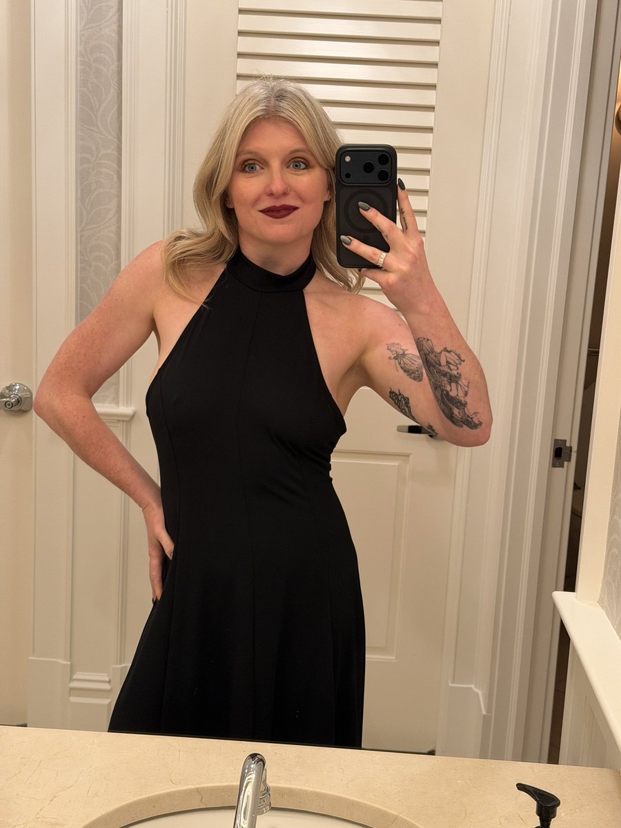 AlysonMcCoy_'s tweet photo. I clean up ok https://t.co/bBYwKFkwk7