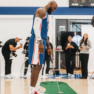 BronSayTheWord's tweet photo. #NewProfilePic https://t.co/s7xRtH1mVk