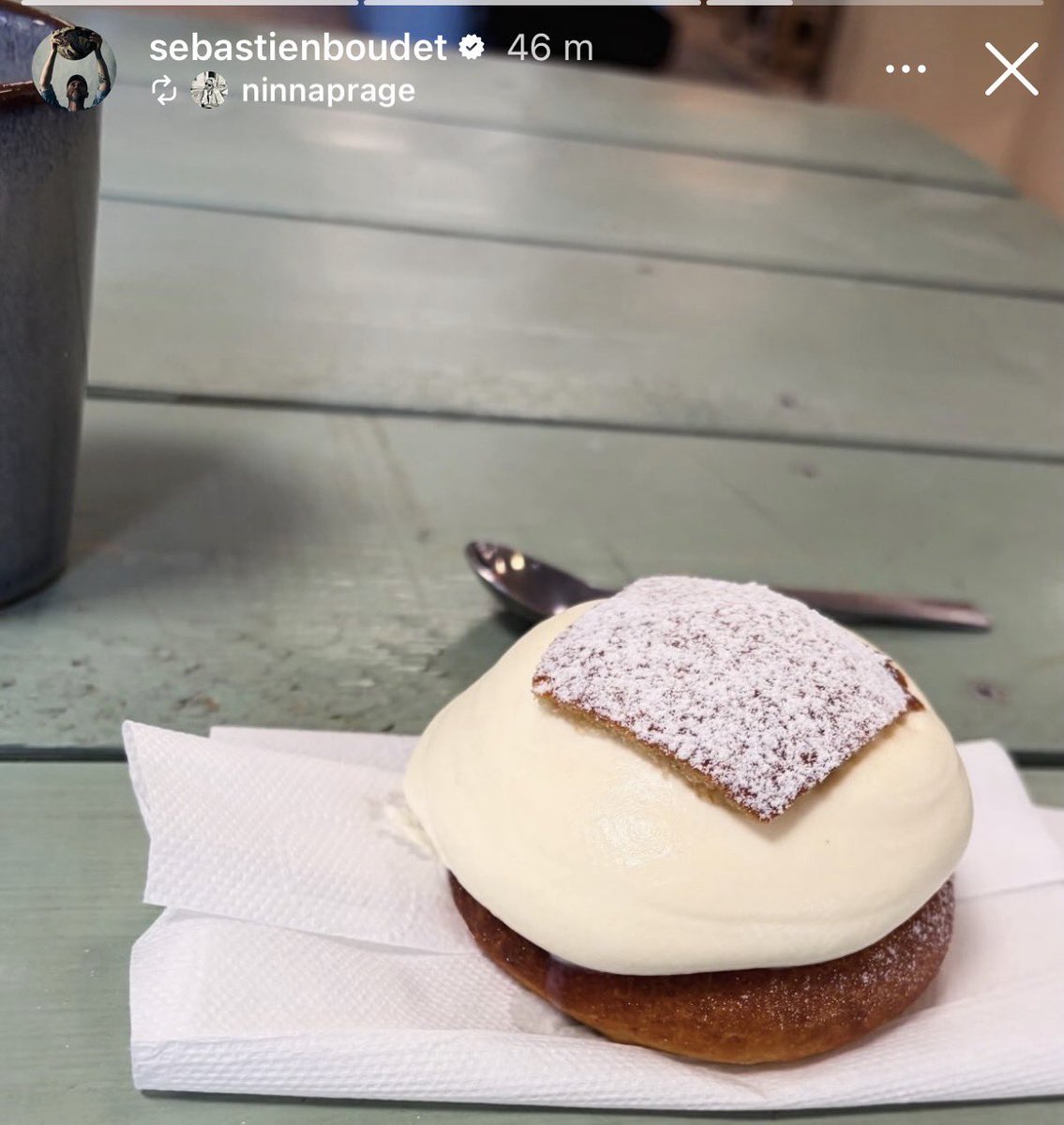 TobiasSkoldborg's tweet photo. Nu har den där franska TV-bagaren börjat baka semlor. I SEPTEMBER!
#semlagate #traditioner #ingetärheligt https://t.co/x3CN3NalkT