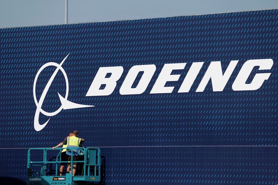 OnlyFewWillFind's tweet photo. Ethiopian Airlines formalizes what was industry speculation just weeks ago: 8 Boeing 777-8Fs, 2 Boeing 777Fs, and options for 8 more. 

A clear vote of confidence in the long-term cargo market.

#Aviation #AirCargo #Boeing #EthiopianAirlines https://t.co/peoSxCp0c0