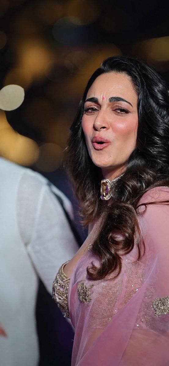 Beautyglam69's tweet photo. Kiara Advani https://t.co/G7IAXGdawO