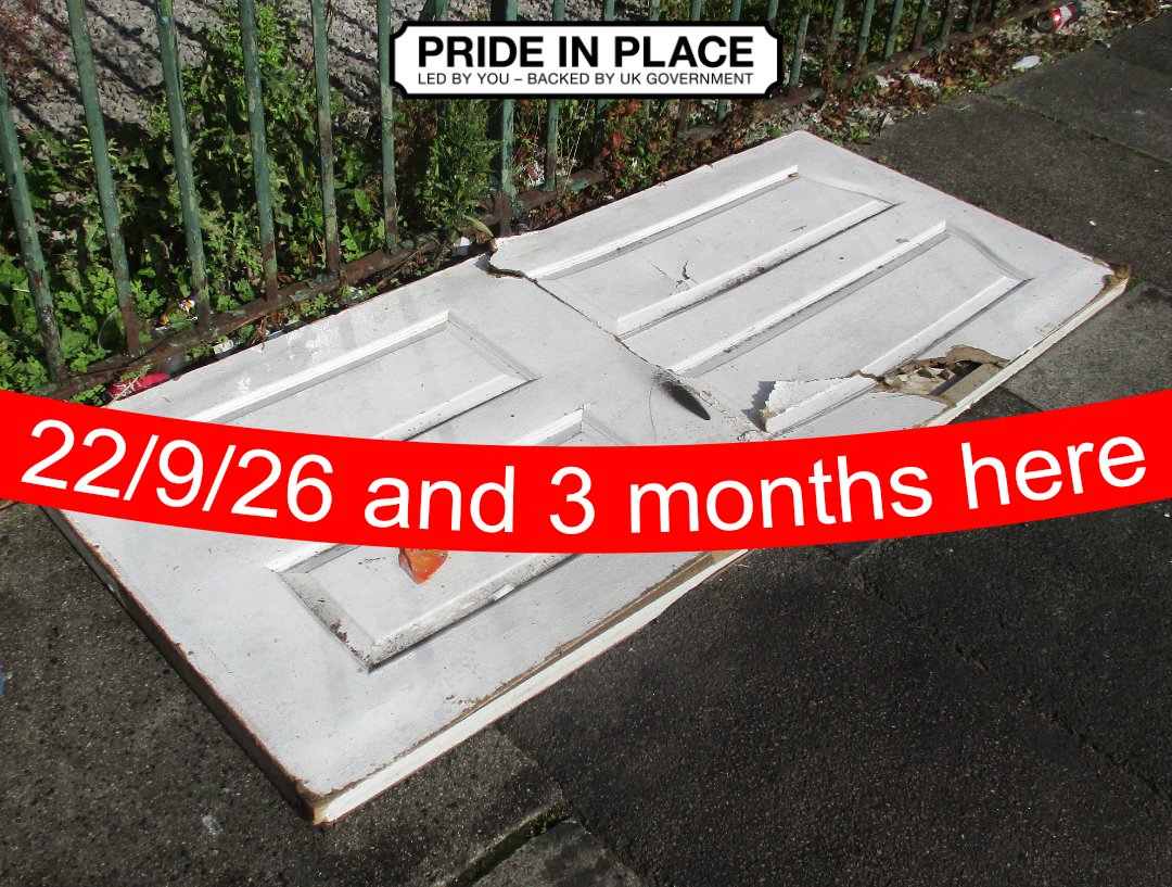 ed19374's tweet photo. @TamesideCorr I see TMBC is telling us on Facebook about its litter picks - "Our street cleaning teams do a great job, but a clean and tidy borough is a group effort".

Meanwhile, the reality which they don't mention... https://t.co/TyY1IRJRaC