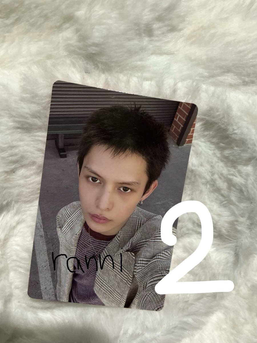 Rainko3yxy's tweet photo. เดือนเกิดพิ้เจมสึ เค้าเลยจามาแจกก้าดด😋🤏🏻

(ก้าดใบแรกมีตำหนิด้านหลังตรงขอบๆนะคะเป็นรอยลอก) 
ขอคนรับด้ายน้า👉🏻👈🏻  ขอคนสะดวกออกค่าส่ง 40฿ เน้อ

รีโพส+เม้นตัวเลขของก้าดที่อยากได้
ประกาศผลวันที่่ 1/1/29
#ตลาดนัดcortis ขอยืมแท้กนะคับ♥️ https://t.co/jzpWDc80Hy