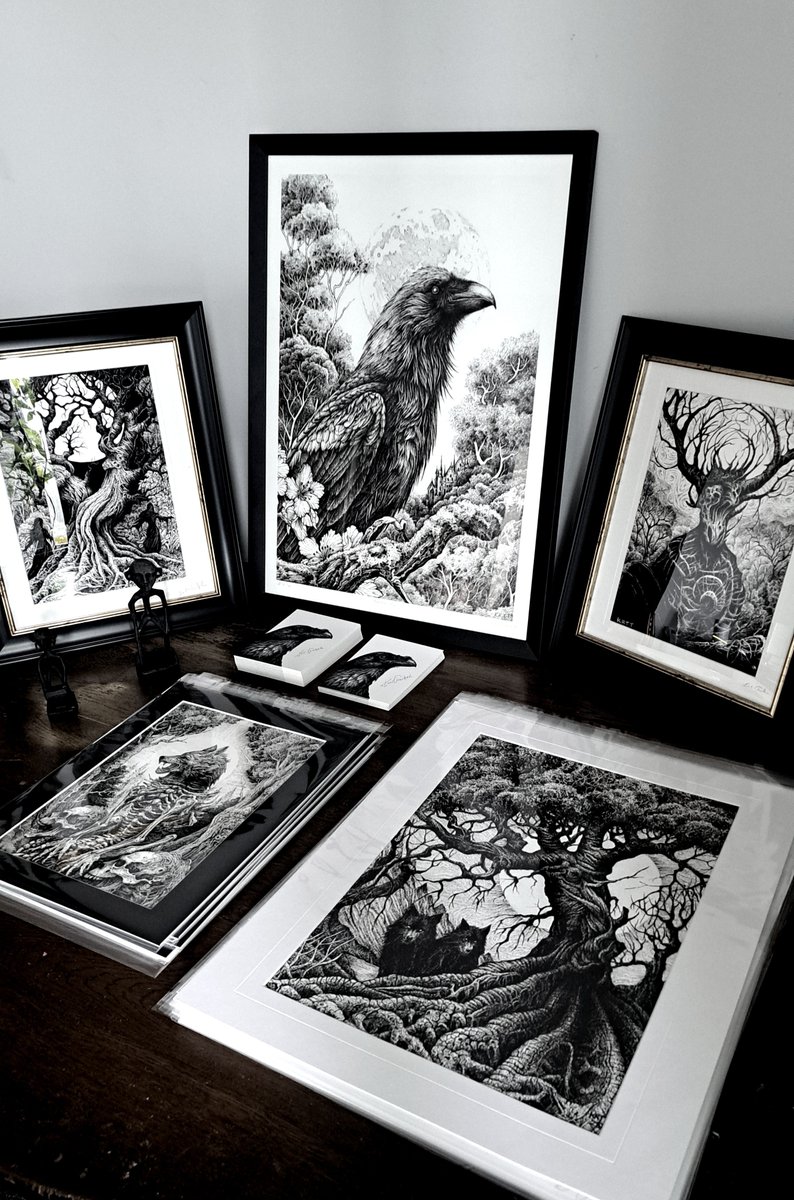 KarlTrewhelaArt's tweet photo. Getting ready for a local exhibition in Old Town Margate running throughout October spooky season. Also my birthday month 😁

Should be fun! https://t.co/e9y6IAcDrs