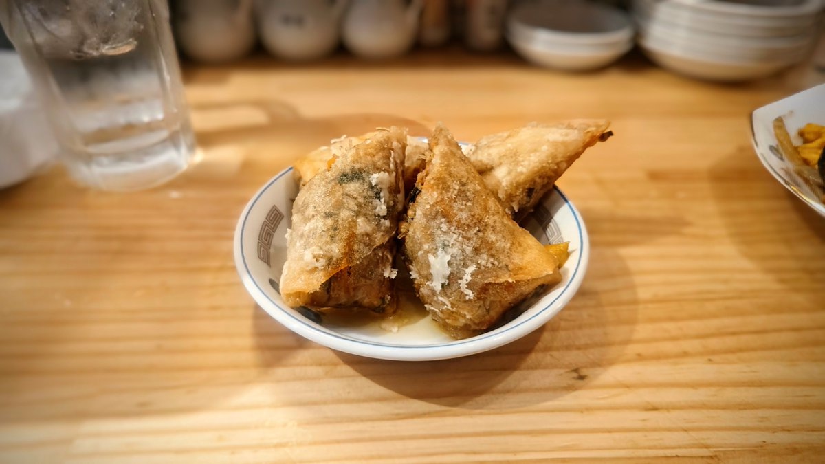 hidecchi99's tweet photo. 🌯 謝謝春巻き 2本

『モヤモヤさまぁ～ず２』紹介店

詳細はInstagram
https://t.co/GrZNbKaGNw

#中野 #グルメ #中華料理 #町中華 #昼飲み
#中華酒場 #中華居酒屋  #昼呑み #定食
#ランチ #launch #春巻き #springroll
#春捲 #춘권 #春卷 #はるまき #モヤさま
#炸春卷 #モヤモヤさまぁ～ず2 https://t.co/4kPzzVgqOD