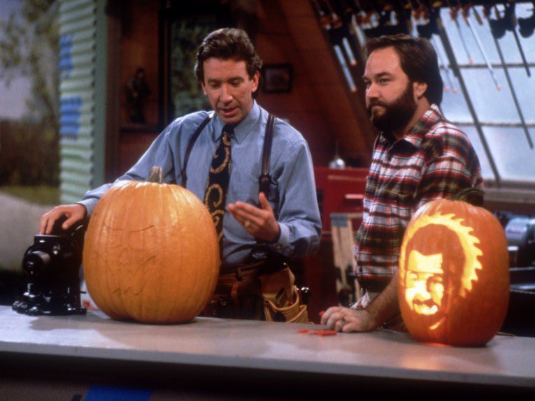 NickPusch's tweet photo. The best part of longer TV seasons in the past was almost every single show was able to do a dedicated Halloween episode! https://t.co/JNVZn7Qmxy