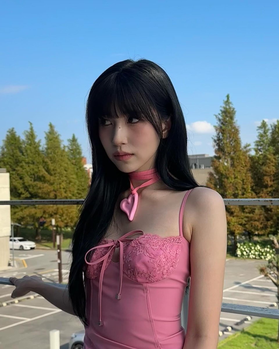thinkerminari's tweet photo. imagine looking like this

#미나 #MINA #ミナ #TWICE https://t.co/c00BKY8COr