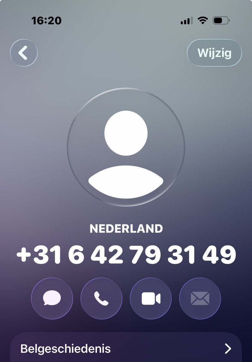BasMunne's tweet photo. Dit nummer belt u op met mededeling dat er op uw naam een betaalpas is aangevraagd. Trap er niet in mensen. https://t.co/0LGGHfwuRZ