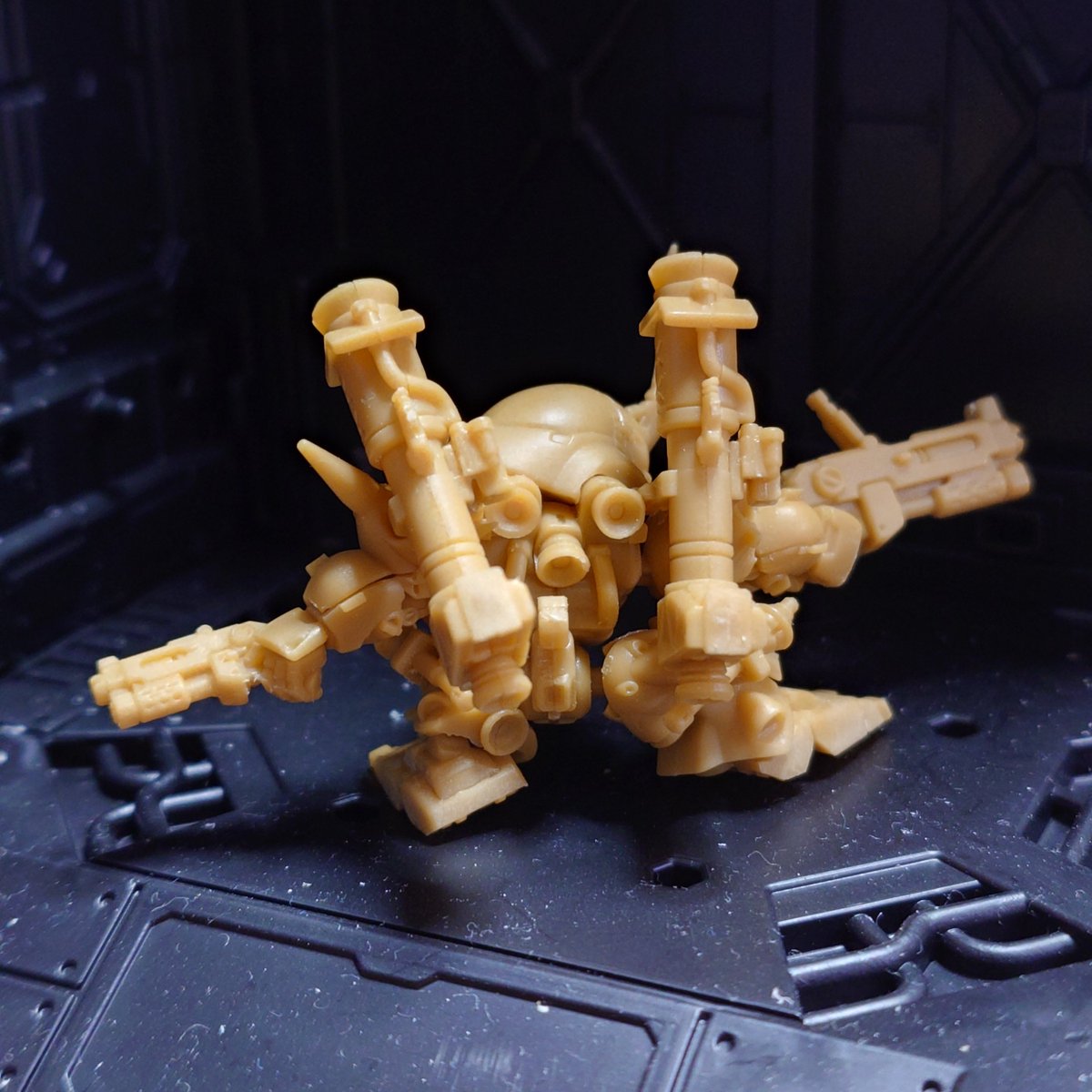 haku0891's tweet photo. ガンダムスペリオルディファインNo.2

ケンプファー。

ポージングやたら決まってる。
よく出来てる。カッケェもんだ。

#ガンダム #食玩 https://t.co/yjtsTxLbqh